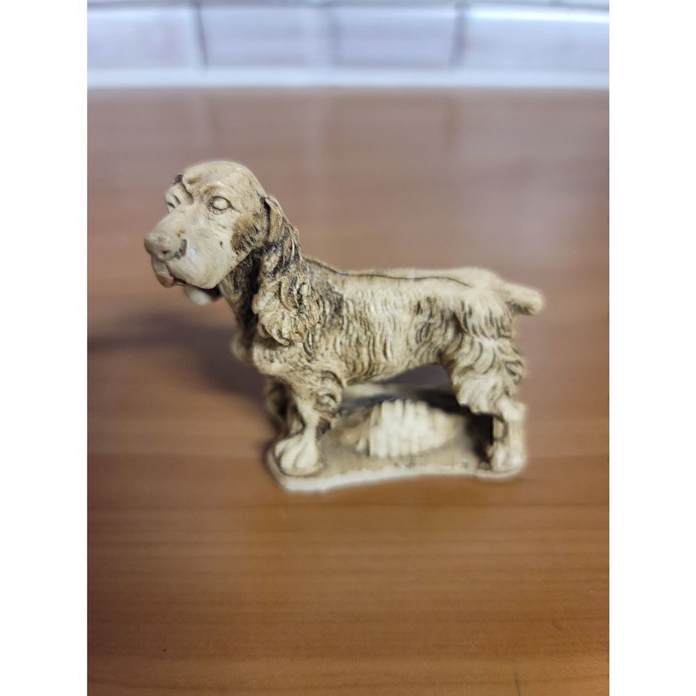 Vintage Cocker Spaniel figurine 